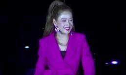 Khán giả cười ồ khi Chi Pu hát live không tới nốt trên sân khấu sự kiện