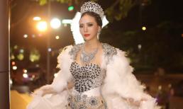 Á hậu Ngọc Quỳnh lộng lẫy, gợi cảm làm giám khảo