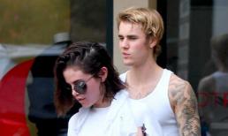 Selena Gomez và Justin Bieber sánh đôi tình tứ sau tin đồn cãi nhau khi đi nghỉ lễ