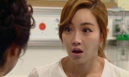 Chị gái đuổi tôi ra khỏi nhà ngay giữa đêm khuya với một chiếc thùng carton khi biết tôi có bầu