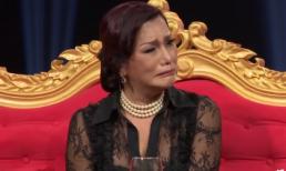 Cindy Thái Tài bật khóc chia sẻ về tuổi thơ bị bạo hành vì mang giới tính khác biệt