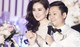 Bố chồng MC Mai Ngọc chỉ con dâu cách 'dạy ông xã': 'Con múc nó cho bố nhá'