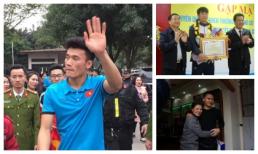 Về thăm quê nhà, các cầu thủ U23 Việt Nam được chào đón rầm rầm, nhưng Quang Hải lại chọn cách hoàn toàn khác