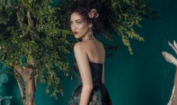 Lan Khuê đẹp khác lạ khi lạc bước trong khu vườn cổ tích