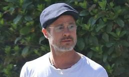 Choáng với diện mạo râu tóc bạc phơ, già như 'ông cụ' của Brad Pitt