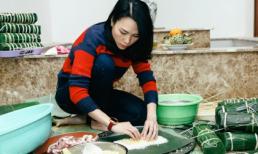 Mỹ Tâm quây quần bên ba mẹ nấu bánh tét dịp cuối năm