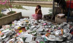 Sự thật bức ảnh nàng dâu ngồi cạnh 'núi' bát đĩa bẩn khiến dân mạng tranh cãi