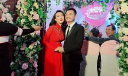 Những hình ảnh hiếm hoi trong đám hỏi ca sĩ Khắc Việt