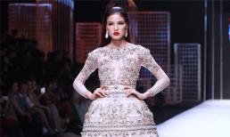 Chà Mi hé lộ góc khuất của sàn diễn quốc tế: Không đủ đóng tiền nhà, bị bạn diễn chơi xấu