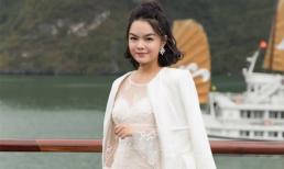 'Mẹ 2 con' Phạm Quỳnh Anh khoe nhan sắc 'ngọt tựa mía lùi' trên biển Hạ Long