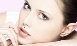 4 nốt ruồi báo hiệu bạn mang phận hồng nhan, dễ tan vỡ hôn nhân