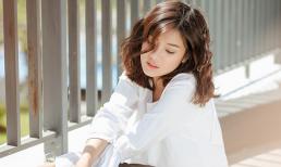 Hoàng Yến Chibi đi chân trần, hóa vũ công đẹp mơ màng giữa nắng hè