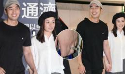 Chung Hân Đồng để lộ nhẫn kim cương lấp lánh khi cùng ông xã sánh đôi sau đám cưới tại Mỹ