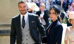 Vợ chồng David Beckham bán đấu giá trang phục mặc trong đám cưới Hoàng tử Harry