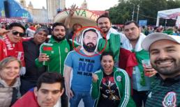 Anh chồng bị vợ cấm đến Nga xem World Cup, hội bạn thân nghĩ ra cách trêu chọc siêu lầy