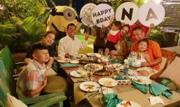 Con trai lớn của Jennifer Phạm về nước đoàn tụ cùng mẹ và bố dượng