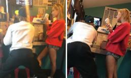 Đưa vợ sắp cưới về quê, Justin Bieber lại bị bắt gặp tạo dáng khó đỡ 