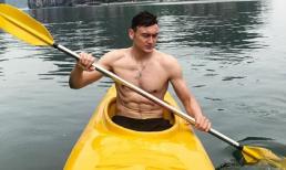 Thủ môn Đặng Văn Lâm 'đốn tim' fan với giọng hát ngọt lịm cùng body 6 múi