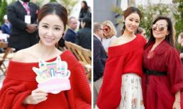 Lâm Tâm Như khoe vai trần cùng làn da mịn màng đẹp quên tuổi tác ở trời Tây 