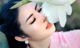 Ngọc Hân duyên dáng trong từng khuôn hình, thước ảnh khi diện áo dài