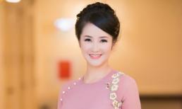 Hồng Nhung: 'Âm nhạc và hai con giúp tôi vượt qua nỗi buồn ly hôn'