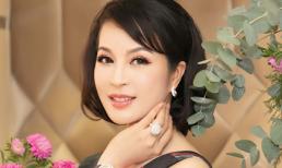 MC Thanh Mai bị trật chân vẫn cố gắng tổ chức sự kiện