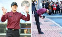 Mỹ nam “Mặt trăng ôm mặt trời” Jung Il Woo cúi gập đầu chào fan trong ngày xuất ngũ