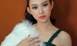 Chuyên gia hướng dẫn phong cách trang điểm nổi bật nhất mùa Giáng Sinh cùng chị em