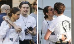 Brooklyn ôm hôn nồng nhiệt chân dài hơn tuổi ngay trên phố 