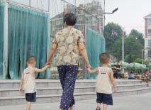 4 hành động yêu thương thường ngày của ông bà tưởng tốt nhưng lại có khả năng gây nguy hại cho trẻ mà nhiều bố mẹ không để ý