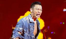 Lưu Đức Hoa nằm viện sau khi hủy diễn, fan khẳng định đợi 10.000 năm vì thần tượng cũng đáng 