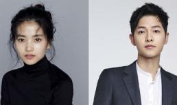 Vợ cặp trai trẻ, Song Joong Ki cũng chẳng vừa khi sắp kết đôi với nàng thơ 9X của điện ảnh Hàn 