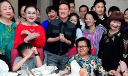 Đàm Vĩnh Hưng tổ chức sinh nhật cực hoành tráng cho mẹ ruột