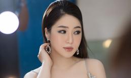 Ngắm loạt ảnh dưới đây nhiều người phải thốt lên khen Hương Tràm như tiên nữ 