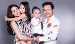 Con trai Trang Nhung lần đầu lộ diện trong bộ ảnh gia đình hạnh phúc với hàng hiệu phủ người