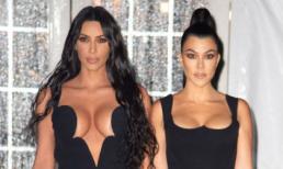 Chị em nhà Kim Kardashian đốt mắt người nhìn với màn 'trưng' ngực nóng bỏng trên thảm đỏ
