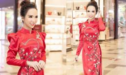 Hot girl chuyển giới Trần Đoàn tỏa sáng thảm đỏ với trang phục được thiết kế riêng 