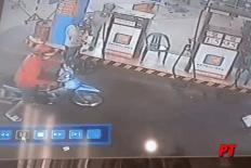 Trộm nổ máy cuỗm xe ngay tại cây xăng, nạn nhân bối rối không hiểu chuyện gì xảy ra