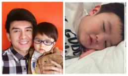 Dù ít khi được ở gần nhưng đây lại là biểu cảm khó tin của con trai Đan Trường khi nghe nhắc đến ba