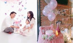 Tú Vi - Văn Anh tổ chức tiệc thôi nôi ngập sắc hồng cho con gái đầu lòng