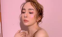 Chỉ chụp bằng điện thoại, Quỳnh Nga cũng gợi cảm 'mê hồn' trong loạt khoảnh khắc mới