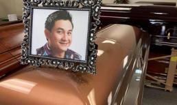 Sau lễ viếng ở nhà quàn An Lạc, thi hài cố nghệ sĩ Anh Vũ đang được di chuyển về Việt Nam