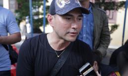 Bạn thân Leon Vũ: 'Cảm ơn là Anh Vũ vẫn đẹp, tóc tai mặt mày không bị lem' khi xuống sân bay và nói về tin đồn ế show, việc Hà Phương chuyển tiền