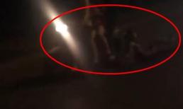 6 người 'làm xiếc' trên một chiếc xe máy, một cô gái văng ra đường thoát chết trong gang tấc