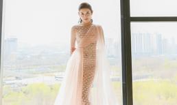 Huyền My diện váy dạ hội ‘nàng tiên cá’ lộng lẫy dự sự kiện ở Hàn Quốc