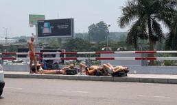 Hà Nội nắng cháy thịt da, trai Tây vẫn phơi mình dưới cái nóng 40 độ 