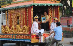 Nghẹn ngào đám tang 3 người trong gia đình bị sát hại ở Bình Dương