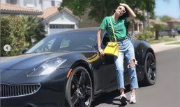 Phạm Hương đầy thần thái ngày đầu tuần, nhưng siêu xe chục tỉ cô lái mới 'chất và đỉnh' nhất