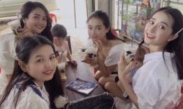 Về quê cùng nhau, chị em Nhã Phương gây chú ý khi diện đồ tông xuyệt tông cực xinh