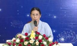 Bà Phạm Thị Yến lại 'đăng đàn' thuyết giảng, chưa lên xin lỗi nhà nữ sinh giao gà